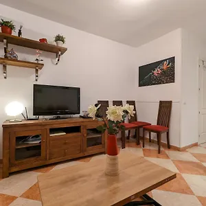 https://estudio-en-zona-bonanza-a-5-minutos-de-la-playa.1costadelsol.com